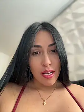 areviklusine1 online show from June 11, 9:35 pm