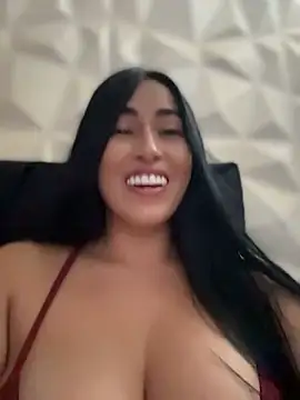 areviklusine1 online show from July 5, 6:26 pm