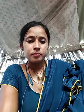 Snapshot of Loveruhi chatting on May 23, 11:25 am Loveruhi online show from May 23, 11:25 am