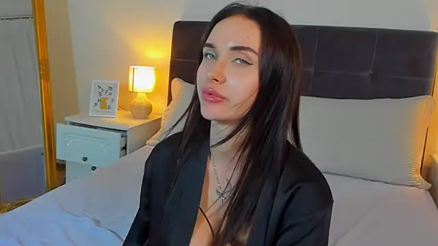 KellyWhites online show from June 21, 6:38 am