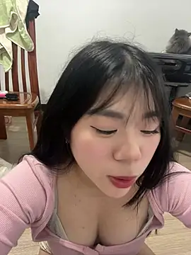 Snapshot of WetFish_69 chatting on May 14, 3:35 am WetFish 69 online show from May 14, 3:35 am