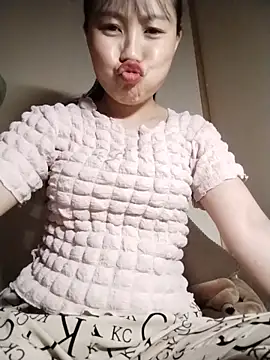 Cherry-squirtt online show from June 4, 6:08 am