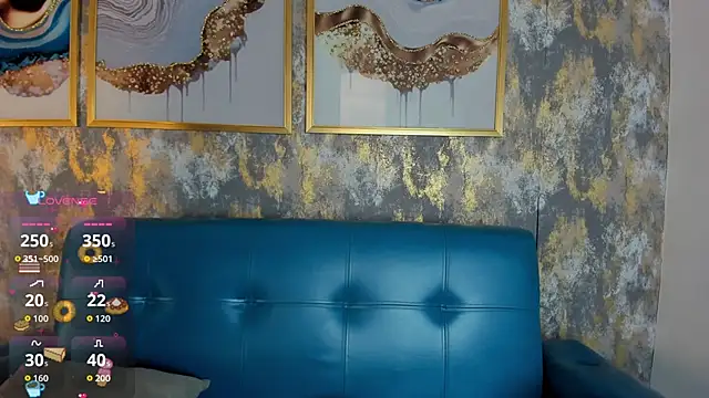 Snapshot of SophiaScottX chatting on May 28, 7:44 pm SophiaScottX online show from May 28, 7:44 pm
