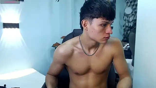 Snapshot of drago_ivan chatting on July 6, 12:35 pm drago ivan online show from July 6, 12:35 pm