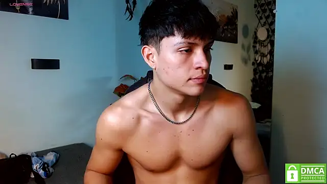 Snapshot of drago_ivan chatting on July 23, 12:47 pm drago ivan online show from July 23, 12:47 pm