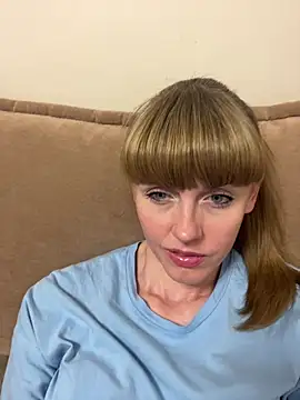 Snapshot of Kamilochka29511 chatting on July 5, 1:07 pm Kamilochka29511 online show from July 5, 1:07 pm