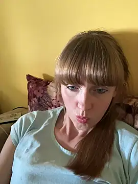 Snapshot of Kamilochka29511 chatting on July 15, 1:49 pm Kamilochka29511 online show from July 15, 1:49 pm
