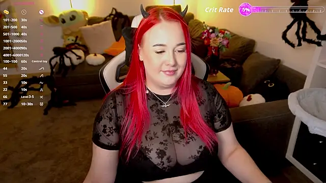 Snapshot of littleEve chatting on October 30, 2:40 pm littleEve online show from October 30, 2:40 pm