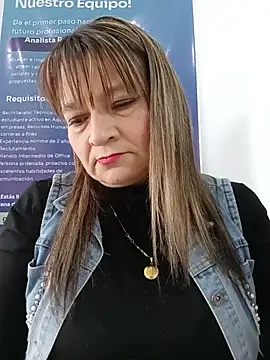 Snapshot of KAREN--03 chatting on July 11, 1:47 pm KAREN--03 online show from July 11, 1:47 pm