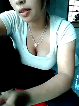 Snapshot of Mirra-a chatting on July 11, 7:22 am Mirra-a online show from July 11, 7:22 am