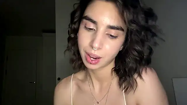 Snapshot of JessiaRuezga chatting on May 31, 6:09 pm JessiaRuezga online show from May 31, 6:09 pm