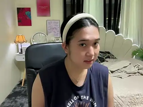 Snapshot of RingMyBelle chatting on June 3, 12:46 am RingMyBelle online show from June 3, 12:46 am