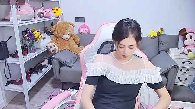 QinQin-888 online show from July 14, 12:33 pm