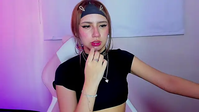 leri rose  online show from June 27, 11:59 am