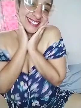 Pamela sa online show from May 29, 5:11 pm