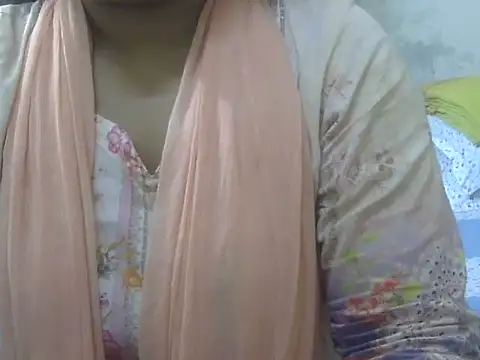 Snapshot of Begum_jan93 chatting on July 24, 4:49 pm Begum jan93 online show from July 24, 4:49 pm