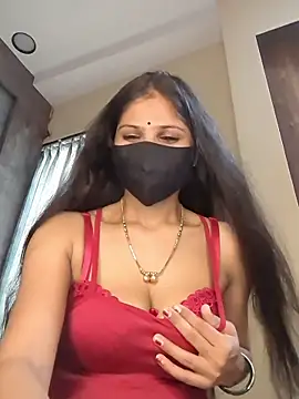 Snapshot of kaira_noty chatting on June 24, 10:58 am kaira noty online show from June 24, 10:58 am