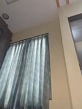 Snapshot of kaira_noty chatting on June 30, 4:02 am kaira noty online show from June 30, 4:02 am
