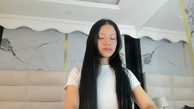 Snapshot of SophiieCalloway1 chatting on June 1, 3:14 pm SophiieCalloway1 online show from June 1, 3:14 pm