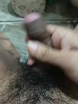 Snapshot of Medium_dick69 chatting on July 5, 7:15 am Medium dick69 online show from July 5, 7:15 am