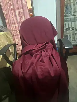 Snapshot of Inuchethi chatting on January 15, 12:41 am Inuchethi online show from January 15, 12:41 am