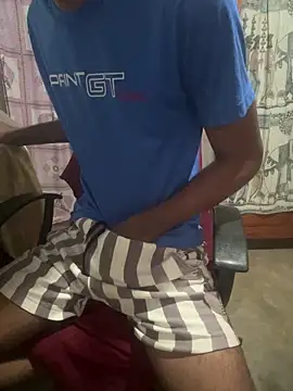 Snapshot of Inuchethi chatting on February 13, 12:57 am Inuchethi online show from February 13, 12:57 am