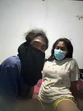 Snapshot of Inuchethi chatting on May 4, 5:42 pm Inuchethi online show from May 4, 5:42 pm