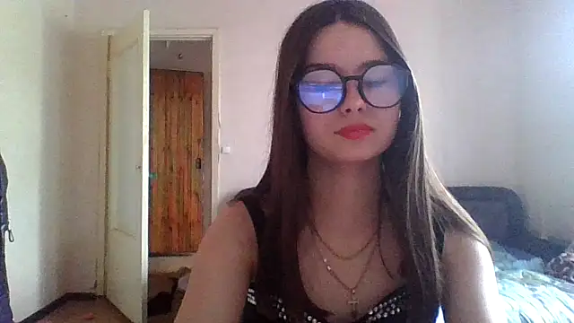 Snapshot of Bellochka201 chatting on June 25, 8:52 am Bellochka201 online show from June 25, 8:52 am