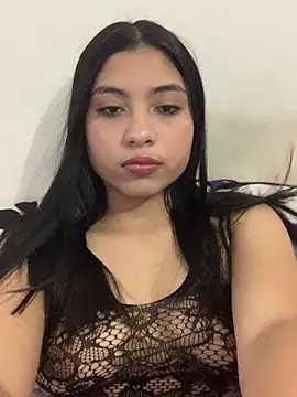 Snapshot of Paula-sinz chatting on July 3, 11:00 pm Paula-sinz online show from July 3, 11:00 pm