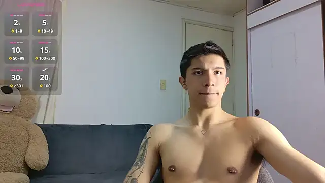 Snapshot of Thesaint_xxx chatting on June 25, 2:11 am Thesaint xxx online show from June 25, 2:11 am