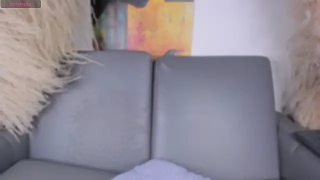 Snapshot of alanna_sahir chatting on May 31, 6:09 pm alanna sahir online show from May 31, 6:09 pm