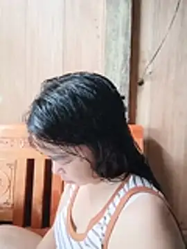 Snapshot of Baby_hott chatting on July 12, 8:05 am Baby hott online show from July 12, 8:05 am