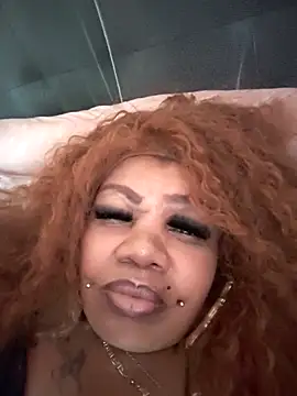 Snapshot of NailGoddessnow chatting on February 14, 12:29 am NailGoddessnow online show from February 14, 12:29 am