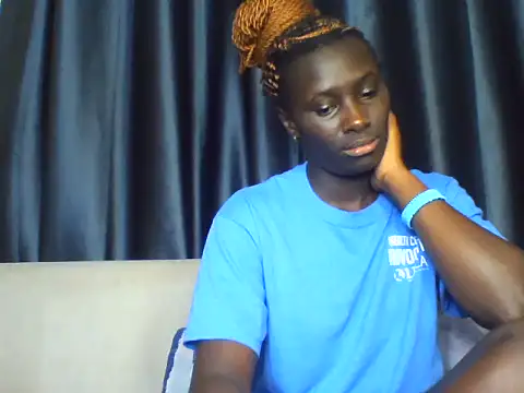 Snapshot of Sexxy_Melany_ chatting on July 20, 7:00 am Sexxy Melany online show from July 20, 7:00 am