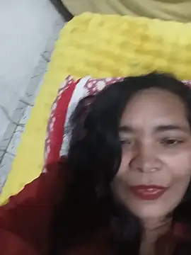 Snapshot of Ariais50 chatting on June 3, 6:35 pm Ariais50 online show from June 3, 6:35 pm