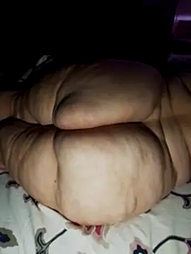 MegaAssMature online show from May 27, 1:24 am