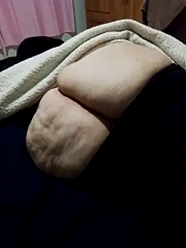 MegaAssMature online show from June 2, 1:07 am