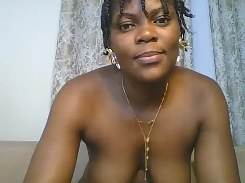 Snapshot of dollface_bela chatting on June 25, 4:23 am dollface bela online show from June 25, 4:23 am