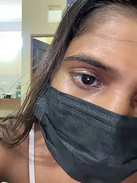 Snapshot of Poonam-Ray chatting on July 6, 6:32 am Poonam-Ray online show from July 6, 6:32 am