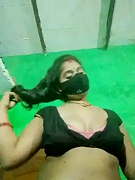 Snapshot of Rachnaaapkijaan78 chatting on July 6, 3:58 pm Rachnaaapkijaan78 online show from July 6, 3:58 pm