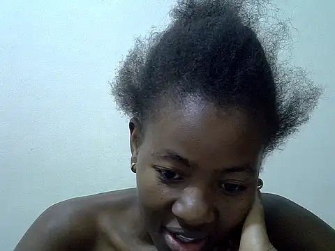 Snapshot of sweetmoh1 chatting on July 13, 12:30 pm sweetmoh1 online show from July 13, 12:30 pm