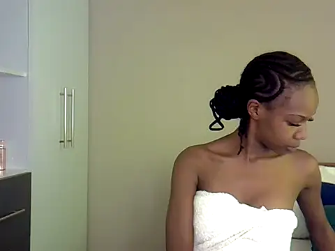 Snapshot of Sexycarll9 chatting on July 15, 8:52 am Sexycarll9 online show from July 15, 8:52 am