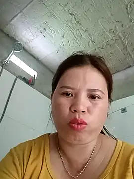 Snapshot of -Yeyi- chatting on June 16, 9:34 am -Yeyi- online show from June 16, 9:34 am