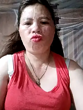 Snapshot of -Yeyi- chatting on July 4, 10:16 pm -Yeyi- online show from July 4, 10:16 pm