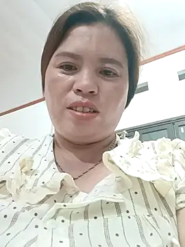 Snapshot of -Yeyi- chatting on July 13, 11:46 am -Yeyi- online show from July 13, 11:46 am