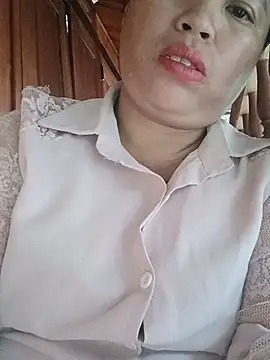 Snapshot of -Yeyi- chatting on July 16, 11:38 am -Yeyi- online show from July 16, 11:38 am