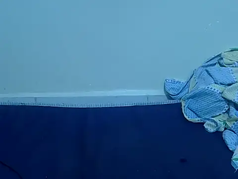 Snapshot of sexy_candi chatting on May 26, 9:33 pm sexy candi online show from May 26, 9:33 pm