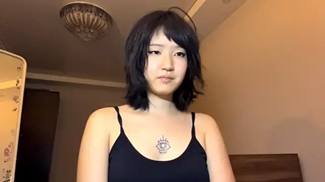 Snapshot of neonami chatting on June 16, 6:43 pm neonami online show from June 16, 6:43 pm