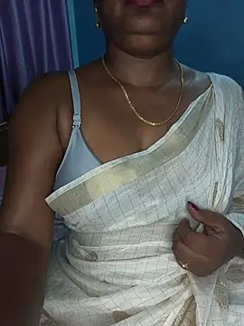 Snapshot of Kaveri_Anjel chatting on May 27, 5:10 pm Kaveri Anjel online show from May 27, 5:10 pm
