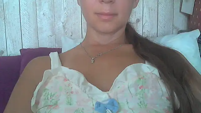 Bella--White online show from June 29, 6:19 am